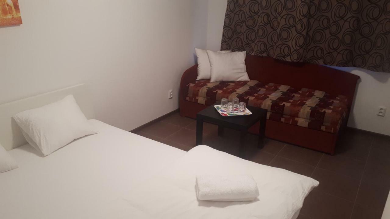 Apartman - Sukromie V Meste Bratislava Exterior foto